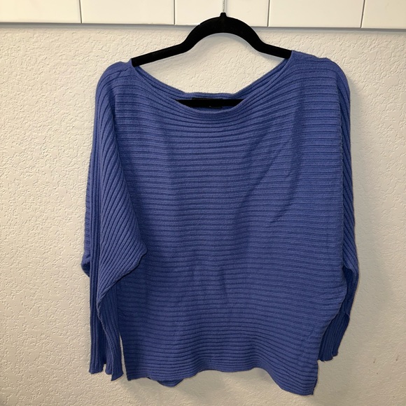 Vici sweater. Blue. Size Small. - Picture 2 of 3